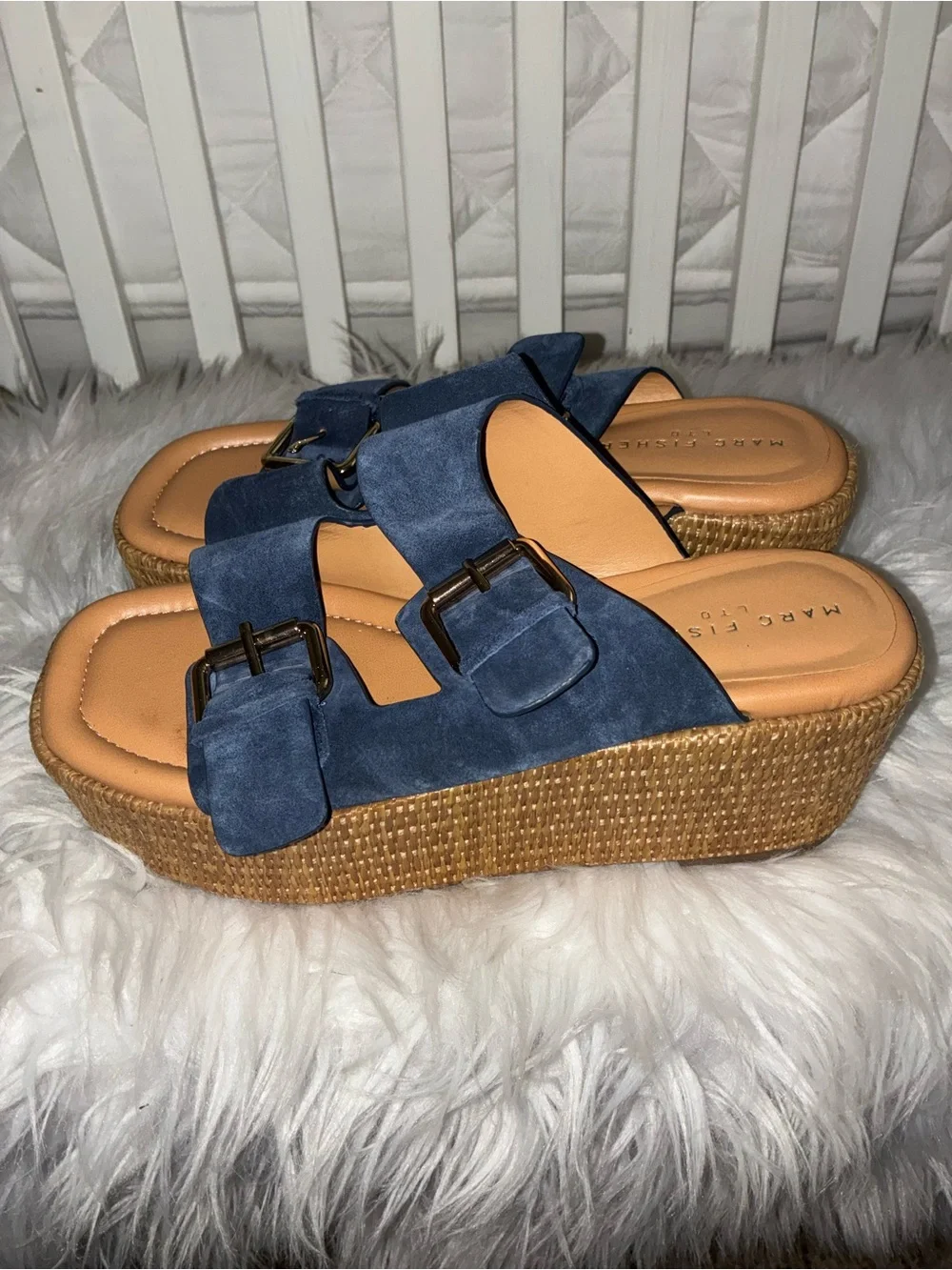 Like New Marc Fisher Navy Suede Wedge Slide Sandals with Buckles Sz 8.5 M